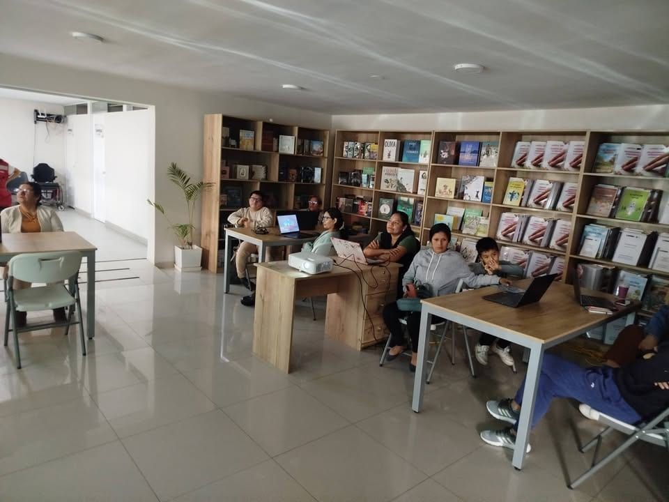 Aprender a emprender, en comunidad: foto 1 de 3